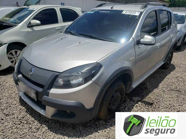 LOTE 017 - RENAULT SANDERO STEPWAY 1.6 HI-POWER 2014