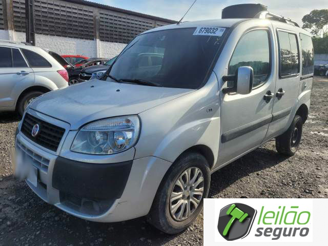 LOTE 023 - FIAT DOBLO ESSENCE 1.8 16V E.TORQ 2015