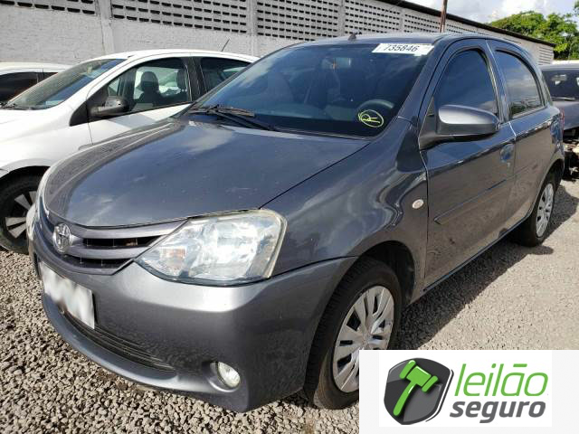 LOTE 008 - TOYOTA ETIOS X 1.3 16V 