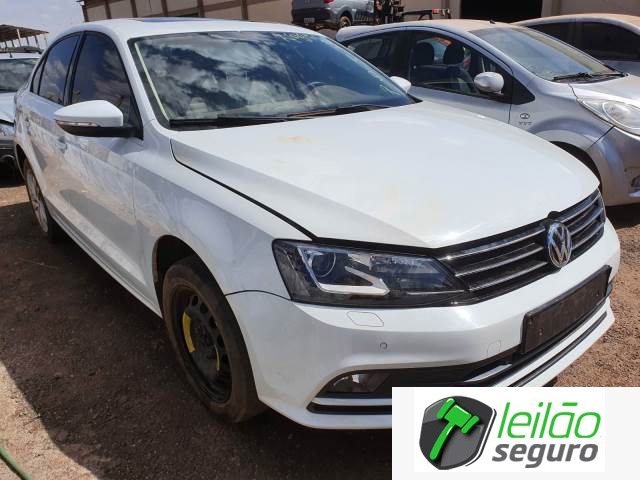 LOTE 002 VOLKSWAGEN/JETTA HIGHLINE 2.0 16V TSI TURBO  2016